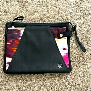 Lululemon In The Present Zip Pouches Snap Black/Pigment Wind Berry Rumble Yoga